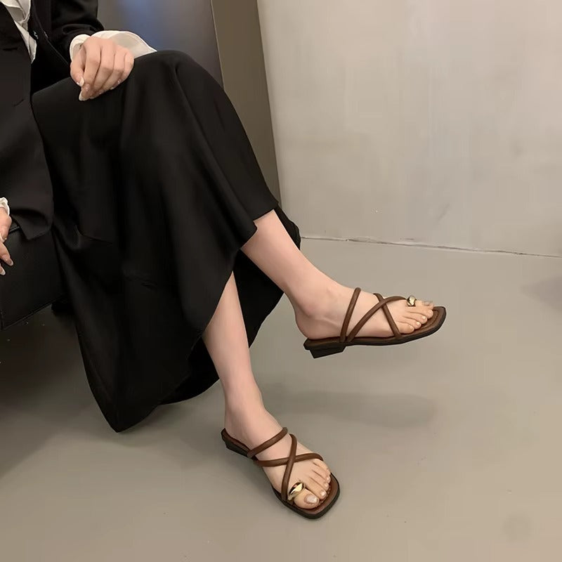 Sandali Donna Bassi Infradito con Anello Decorativo – Eleganti Tinta Unita