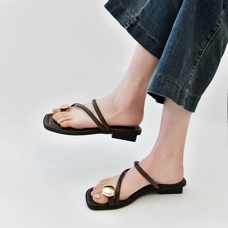 Sandali Donna Infradito Piatti con Anello Decorativo Dorato